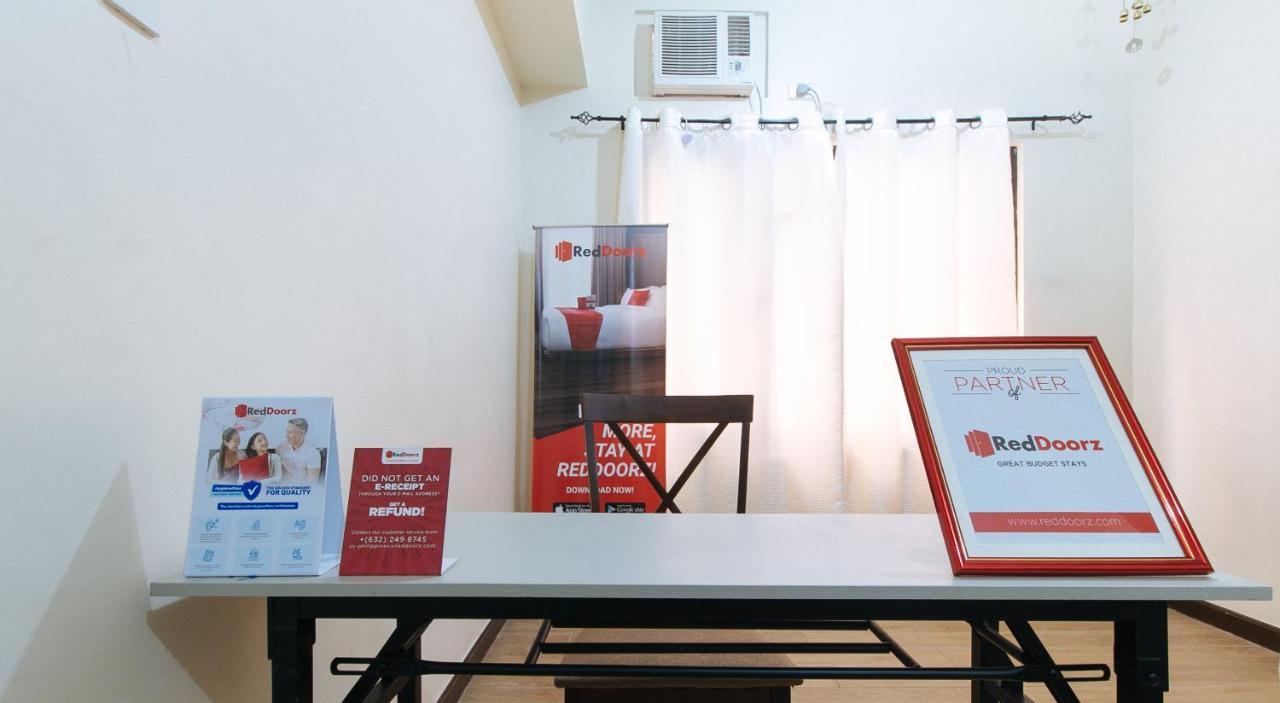 Reddoorz Plus @ A Rita Street San Juan San Juan  Exterior photo